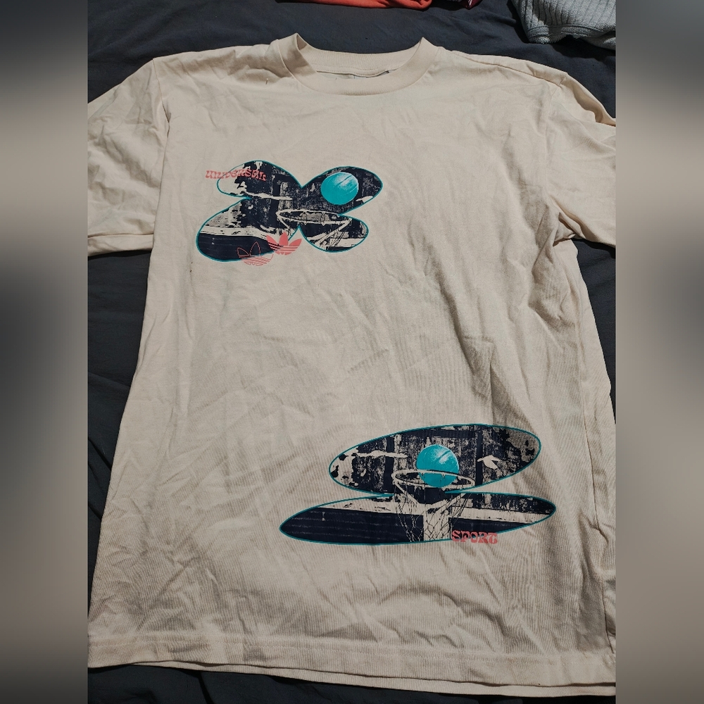 Adidas Tshirt